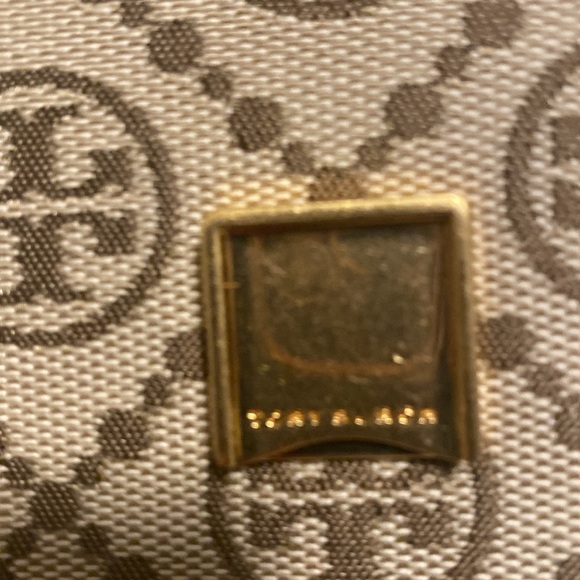 Tory Burch  ! NWT limited edition.monogrammed flower bag. Authenticated! - Picture 14 of 16